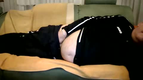 Snapshot of cheesy4444 chatting on February 22, 2026, 5:33 pm Tom online show from February 22, 2026, 5:33 pm