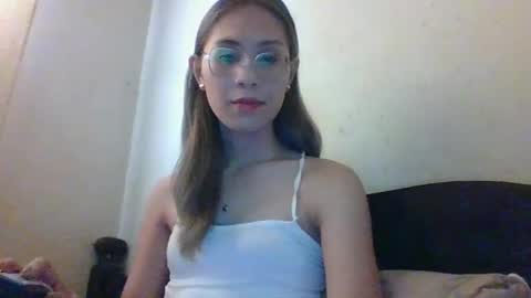 chelly4u69 online show from February 24, 2025, 3:44 am