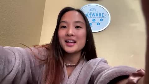 Snapshot of chellybear101 chatting on December 4, 2024, 8:51 pm chellybear101 online show from December 4, 2024, 8:51 pm