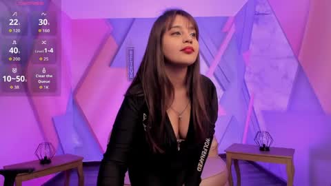 chellyguzman online show from June 4, 2026, 12:00 pm