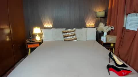 Snapshot of chelseariches chatting on February 19, 2025, 9:03 pm Hello ur lovely Chelsea online show from February 19, 2025, 9:03 pm