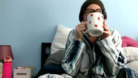 Chelsea online show from December 15, 2025, 3:49 pm