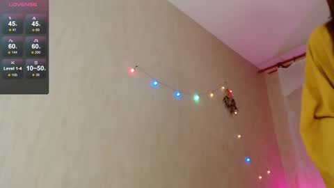 Instagram faroffland online show from March 5, 2025, 6:12 pm