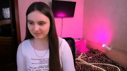 Chelsy  Luxe  online show from June 1, 2026, 12:18 pm