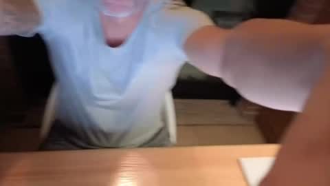 chenanoval online show from November 16, 2025, 2:33 pm