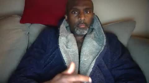 chenthu1979 online show from March 21, 2026, 11:37 am