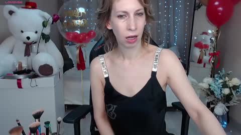 Adriana online show from January 13, 2025, 4:07 am