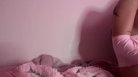 cherliecarmen online show from February 7, 2025, 10:41 pm