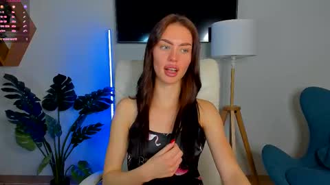 Cherry  Kiss online show from October 9, 2025, 7:34 pm