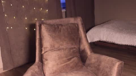 CherryBomb online show from December 7, 2024, 4:20 am