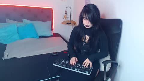 cherry_darck online show from February 28, 2026, 1:45 pm