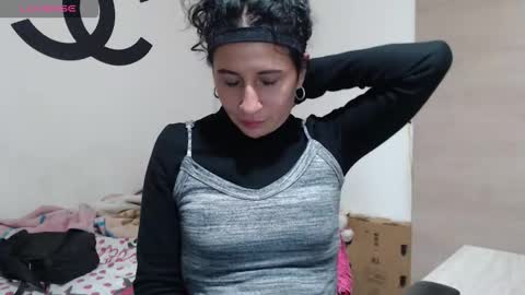 Snapshot of cherry_hc chatting on October 28, 2025, 2:59 am Nezumy Rey online show from October 28, 2025, 2:59 am