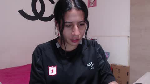 Snapshot of cherry_hc chatting on November 19, 2025, 2:22 am Nezumy Rey online show from November 19, 2025, 2:22 am