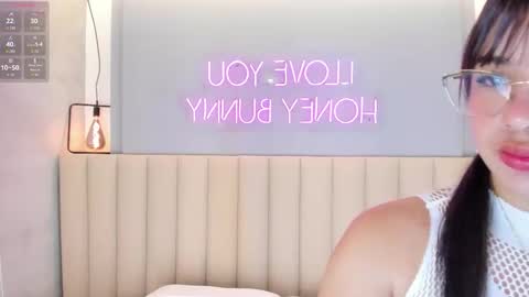 C H E R R Y  online show from January 10, 2026, 10:39 am