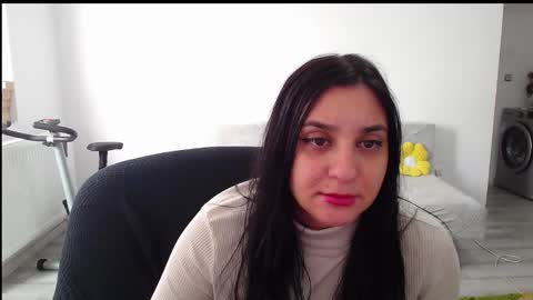 Sherry online show from January 10, 2026, 11:23 am