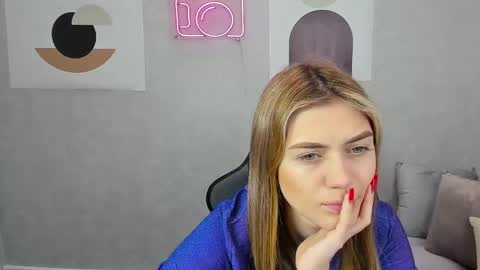 cherry_pr1ce online show from December 26, 2024, 2:55 am