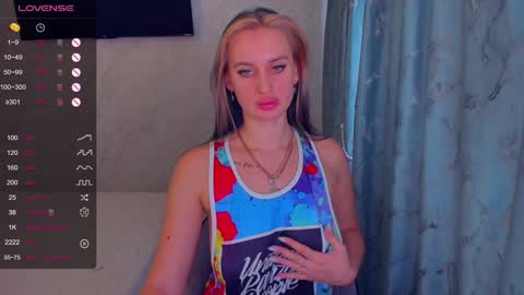 cherry_starrr online show from December 27, 2024, 9:50 am
