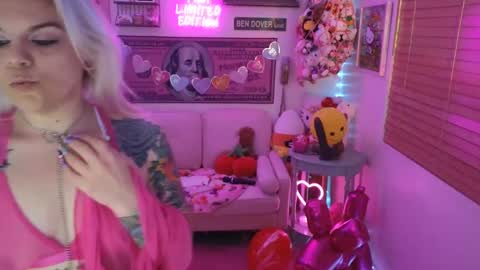 CherryBombBomb online show from February 11, 2025, 7:12 am