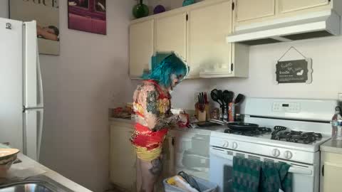 CherryBombBomb online show from September 12, 2025, 10:32 pm