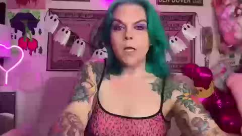 CherryBombBomb online show from October 12, 2025, 4:11 am