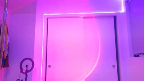 Miss Cherry online show from March 3, 2026, 3:23 am