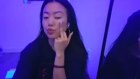 Miss Cherry online show from March 28, 2026, 7:41 am