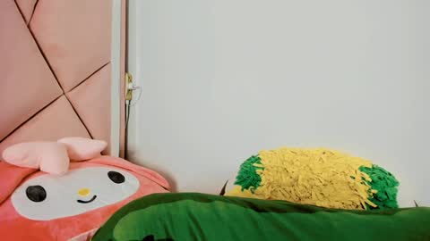 cherrycute666 online show from December 23, 2024, 7:17 am