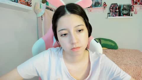 cherrycute666 online show from January 10, 2025, 11:08 pm