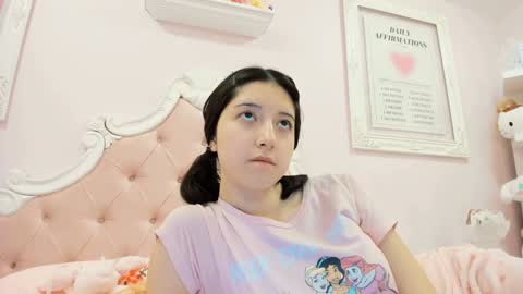 cherrycute666 online show from January 21, 2025, 12:36 am