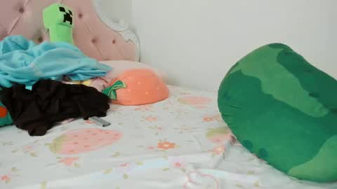 cherrycute666 online show from September 27, 2025, 8:58 pm