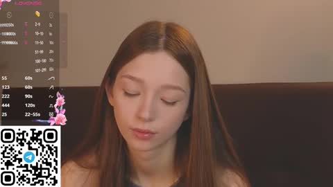 Snapshot of cherrymira chatting on October 6, 2025, 6:22 am Loise online show from October 6, 2025, 6:22 am
