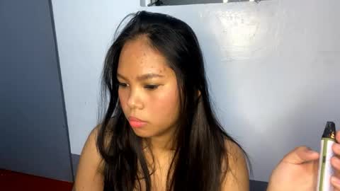 Bella online show from June 9, 2026, 3:51 am