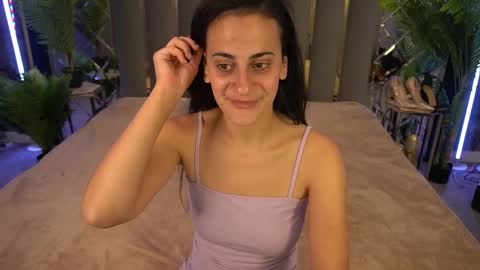 Sheri online show from October 4, 2025, 1:53 pm