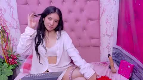 ISABELLA online show from June 9, 2026, 2:28 pm