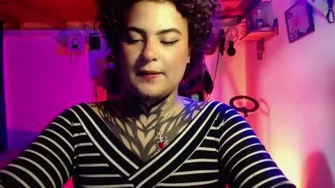 cherrywix online show from September 16, 2025, 6:31 pm