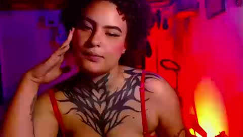 cherrywix online show from September 23, 2025, 5:38 pm