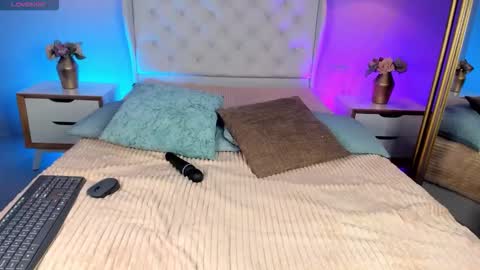 Matias online show from November 15, 2025, 9:00 pm