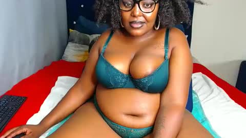 cherryyummy69 online show from January 27, 2025, 12:33 am