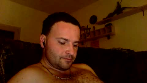 Snapshot of cheryloverboy chatting on February 19, 2026, 11:01 pm cheryloverboy online show from February 19, 2026, 11:01 pm
