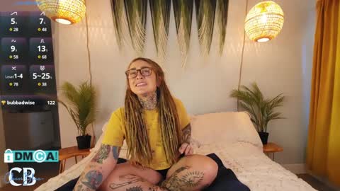 Snapshot of cheviblue chatting on February 3, 2025, 3:17 pm Chevi Blue online show from February 3, 2025, 3:17 pm