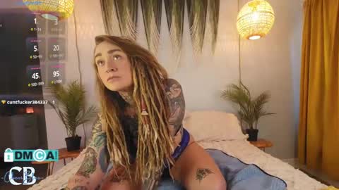 Snapshot of cheviblue chatting on February 6, 2025, 3:31 pm Chevi Blue online show from February 6, 2025, 3:31 pm