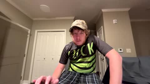 chevycamaro1978 online show from December 22, 2024, 5:23 am