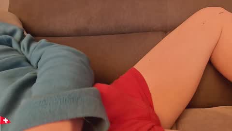 Grey online show from December 3, 2025, 7:12 pm