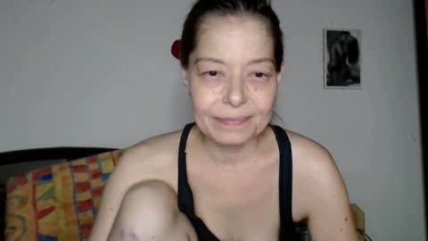 Snapshot of chiara177 chatting on October 29, 2025, 10:11 pm Chiara online show from October 29, 2025, 10:11 pm