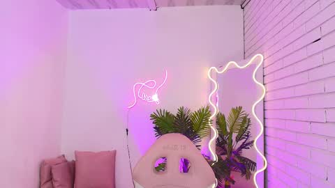 Chiara  online show from February 27, 2025, 6:50 am