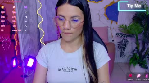 Snapshot of chiara_tay chatting on June 8, 2026, 2:34 am Chiara online show from June 8, 2026, 2:34 am
