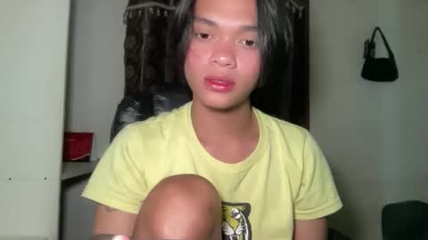 Snapshot of chichay_addams chatting on May 5, 2026, 6:49 pm Addams online show from May 5, 2026, 6:49 pm
