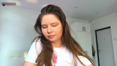 chiculya online show from April 24, 2026, 9:56 am