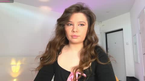 chiculya online show from April 28, 2026, 8:41 am