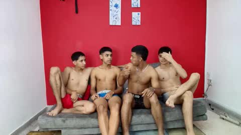 SANTIAGO JEFF KEDEEN  NAETHAN online show from February 1, 2026, 5:06 am